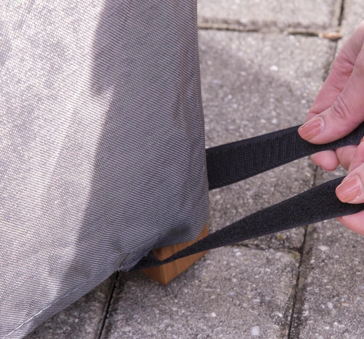 Weersbestendige Beschermhoes Stoel (4 Tot 6 Stapelstoelen) | 66 X 95 X 133/93 Cm (L) | Premium | Waterproof | TÜV Rheinland Gecertificeerd | Hoes Voor Tuin | Waterdicht | Solution Dyed (verkleuring Onmogelijk) | Grijs / Antraciet - Afbeelding 3