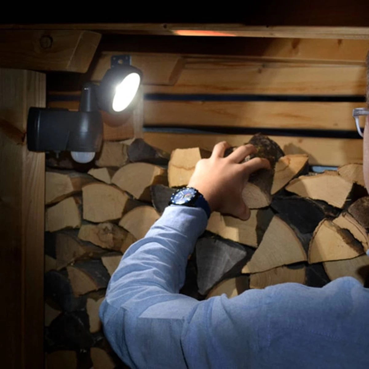 Brennenstuhl LED Batterij Buitenlamp LUFOS / Draadloze LED Buitenlamp Met Sensor En Batterij (Schijnwerper Op Batterijen Met 4 Hoogwaardige Merk-LED's, 210 Lumen, Voor Buitengebruik IP44) - Afbeelding 16