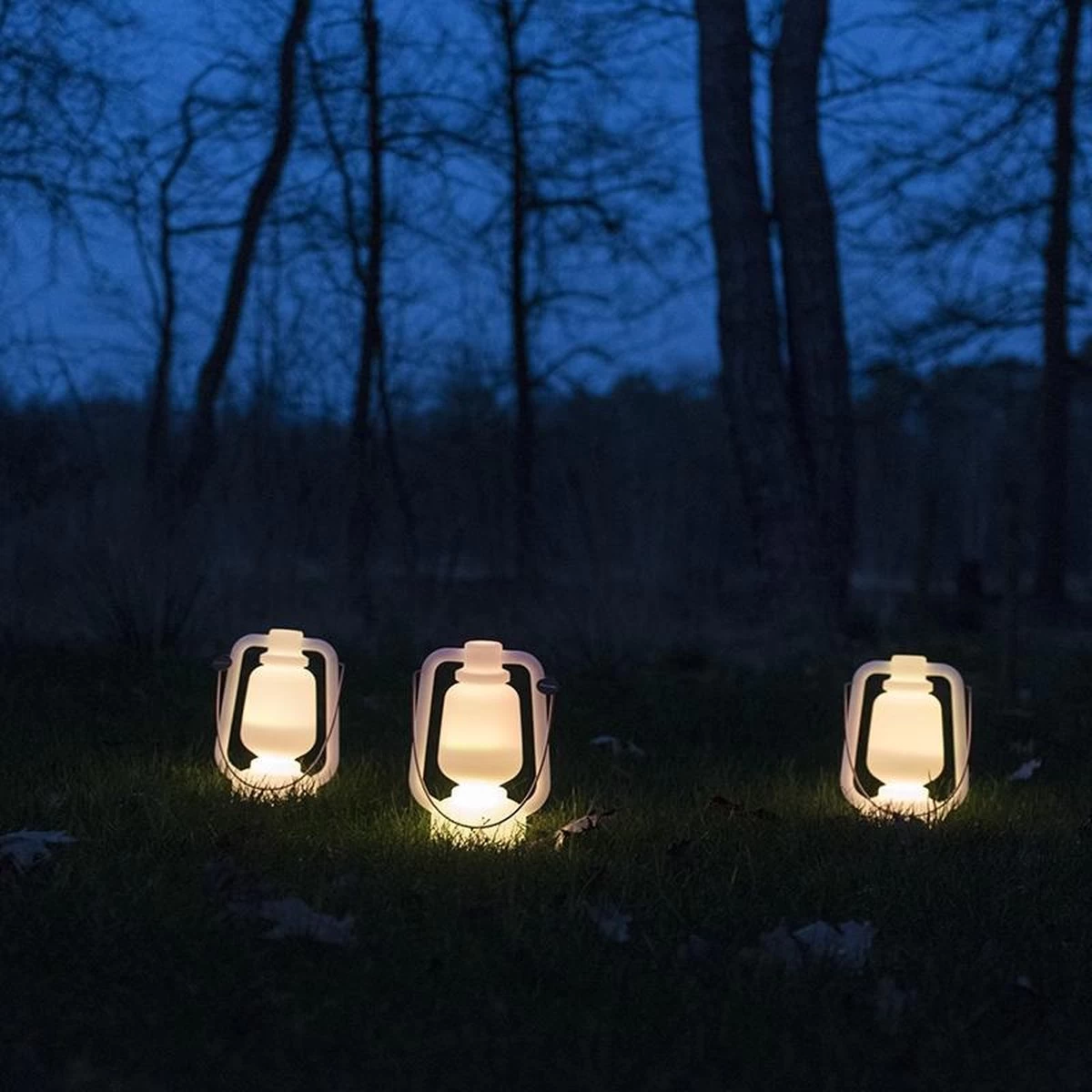 QAZQA Storm - Moderne LED Dimbare Staande Buitenlamp | Staande Lamp Voor Buiten Met Dimmer - 1 Lichts - H 300 Mm - Wit - Buitenverlichting - Afbeelding 6