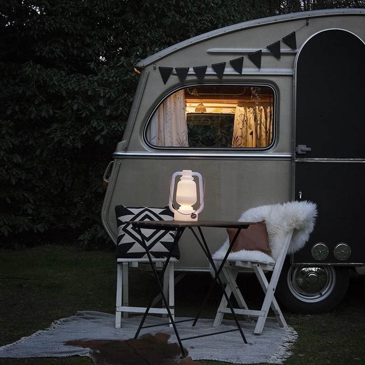 QAZQA Storm - Moderne LED Dimbare Staande Buitenlamp | Staande Lamp Voor Buiten Met Dimmer - 1 Lichts - H 300 Mm - Wit - Buitenverlichting - Afbeelding 17