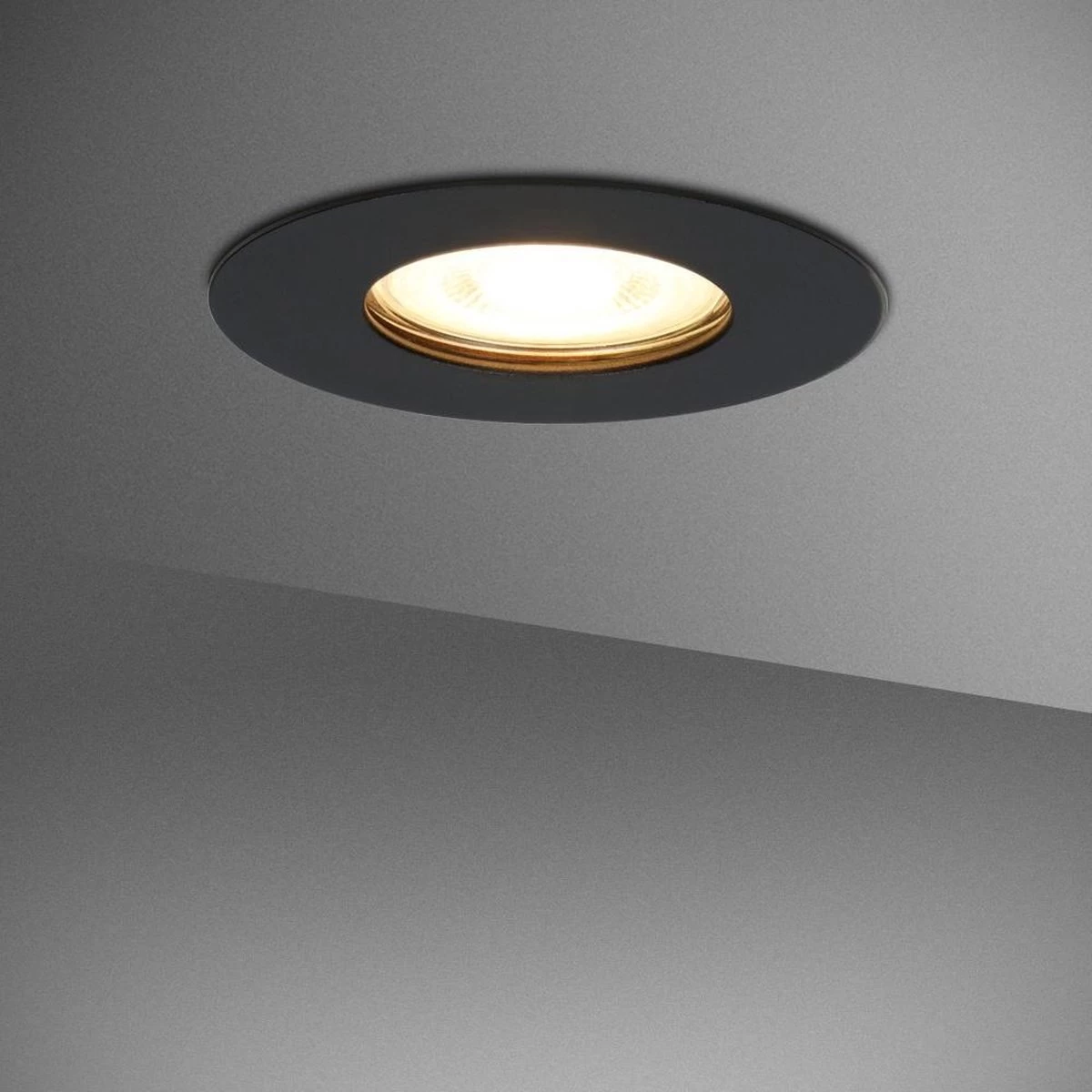 HOFTRONIC™ LED Inbouwspots 3 Spots - Zwart - Rond - IP65 - GU10 - Dimbaar - Spot Bari - 5 Watt 2700K Warm Wit - Afbeelding 3