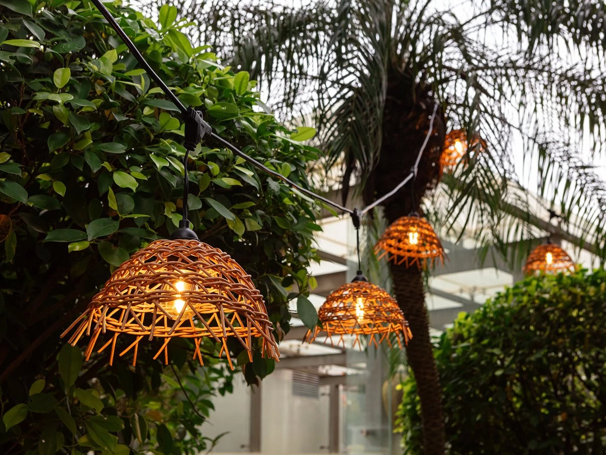 Føro Boho LED Lichtsnoer - 10 M - 10 Lampen Warm Wit - 10 Gevlochten Lampenkapjes - Afbeelding 2